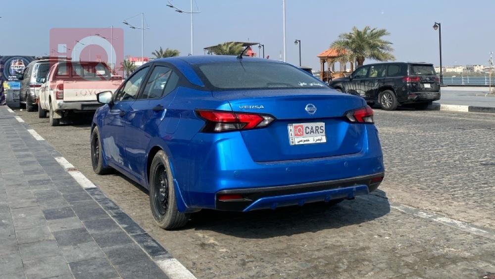 Nissan Versa